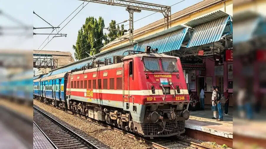 Train Tips- ट्रेन में झगड़ा होने पर यहां करें शिकायत, जानिए पूरा नियम
