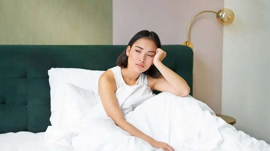 Health Tips-&nbsp;क्या सोते वक्त झटके महसूस करते है, तो हो सकती है ये स्वास्थ्य परेशानियां