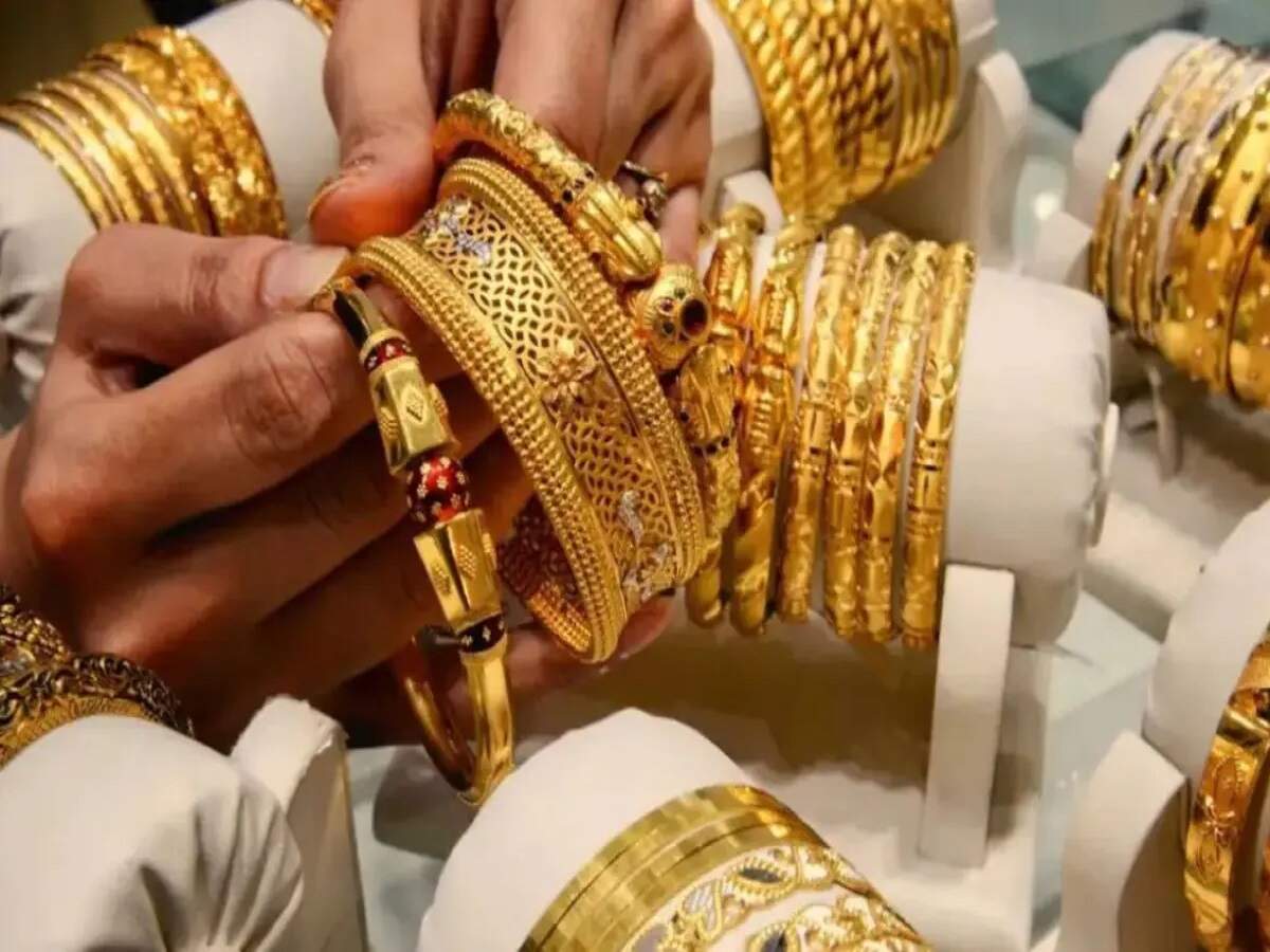 Gold and Silver Prices Today, 25 August 2026: Gold becomes dearer by ₹8,400; let's check the rates for silver.