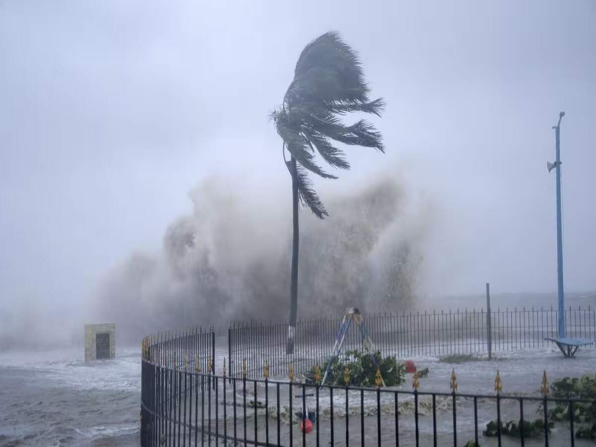 Weather Update: Meteorological Department issues warning; alert for torrential rain in 25 states.