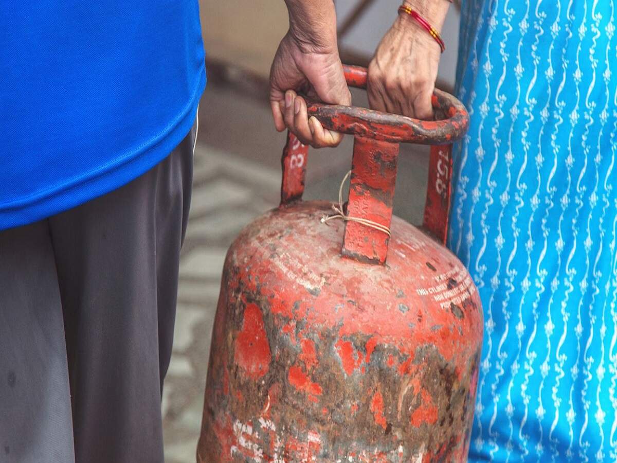 LPG Safety: When using an LPG cylinder, you need to pay attention to more than just the pipe—keep these things in mind as well.