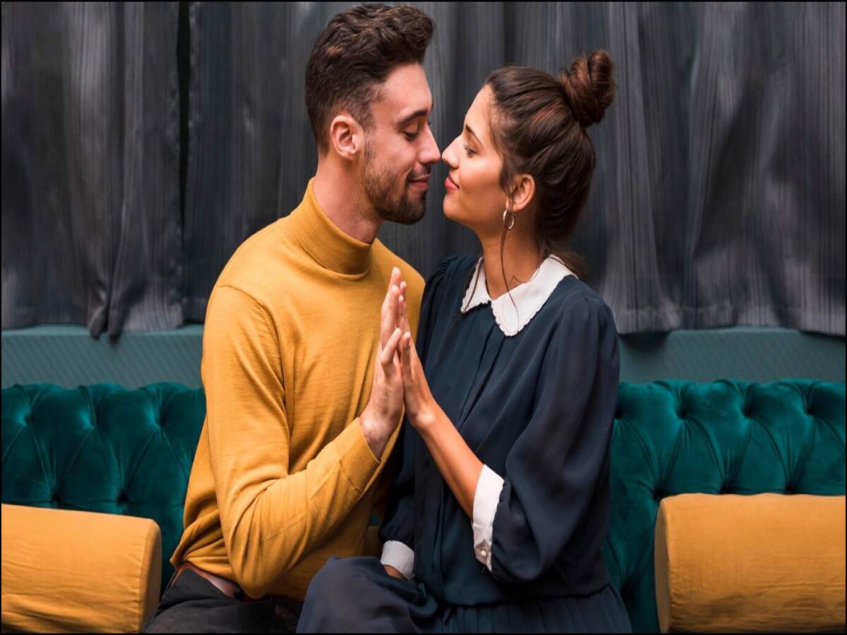 Relationship Tips: Is your partner cheating in a long-distance relationship? Here’s how to tell.