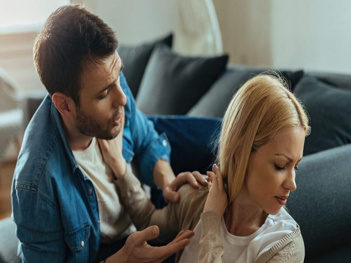 Relationship Tips- रिश्तों में दरार पैदा कर सकती हैं ये 3 गलतफहमियां, जानिए इनके बारे में