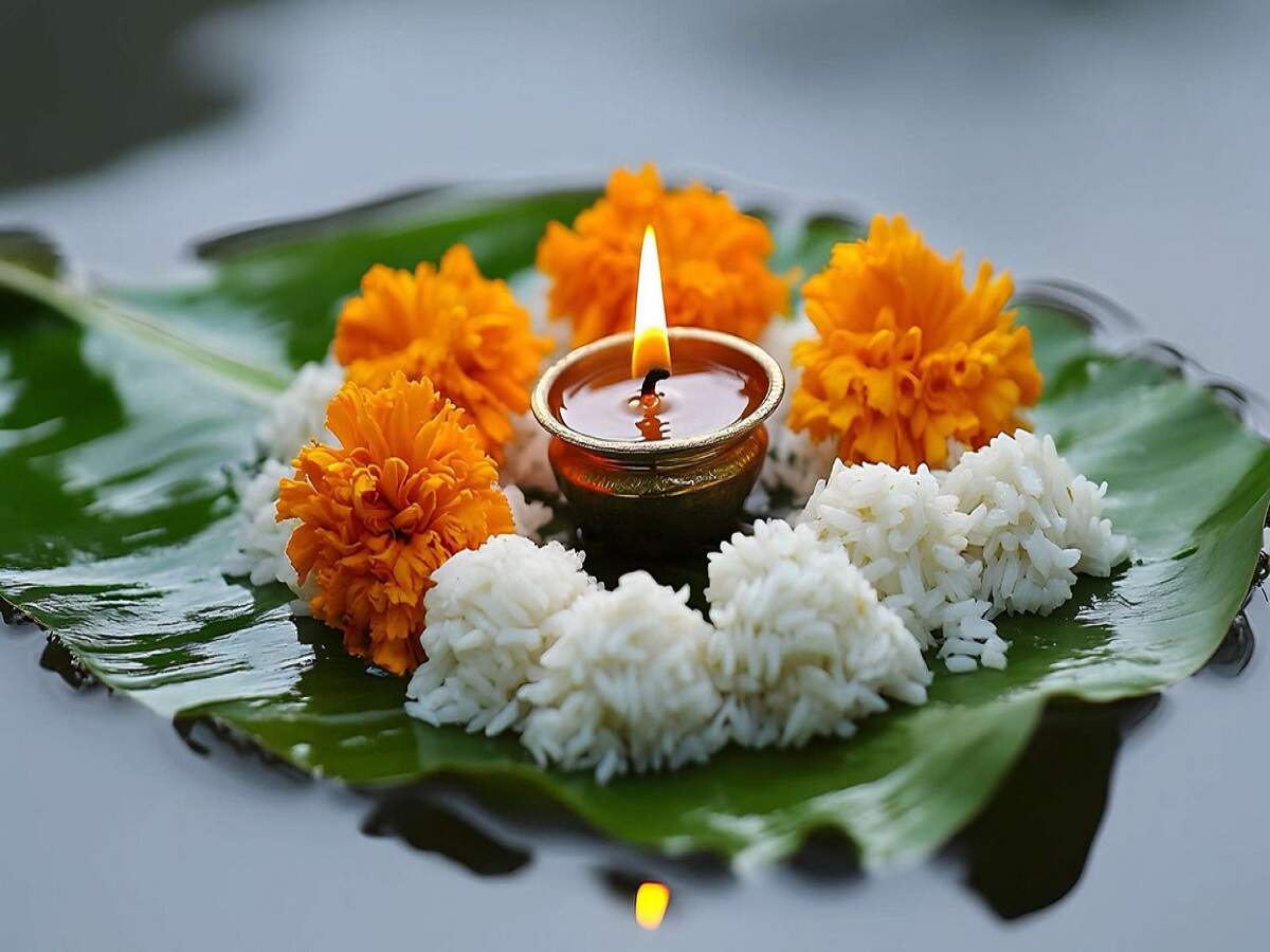 Pitru Paksha 2026: Do you know why Pind Daan is performed in Kashi before Gaya? Let’s find out.