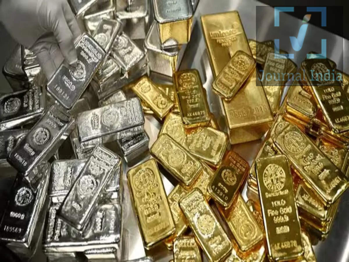 Gold and Silver Price- क्या हैं आज आपके शहर में सोने और चांदी के भाव, आइए जानें दोस्तो त्यौहारी सीजन में एक बार फिर सोने की कीमतों में उतार चढ़ाव देखने को मिल रहा हैं, घरेलू बाजार के साथ-साथ MCX और अंतरराष्ट्रीय बाजार में भी गोल्ड की कीमतों में कमजोरी देखने को मिली है। दिल्ली के सर्राफा बाजार में 24 कैरेट सोने का भाव घटकर ₹1,54,400 प्रति 10 ग्राम पहुंच गया है। वहीं, MCX पर 24 कैरेट गोल्ड फ्यूचर्स में भी मामूली गिरावट दर्ज की गई। Gold Price Today: आज सोने का ताजा भाव दिल्ली बुलियन मार्केट: ₹1,54,400 प्रति 10 ग्राम, सभी टैक्स सहित  MCX 24 कैरेट गोल्ड फ्यूचर्स: ₹1,52,086 प्रति 10 ग्राम  पिछले कारोबारी सत्र में MCX पर भाव ₹1,52,130 प्रति 10 ग्राम था।  बुलियन मार्केट में 24 कैरेट सोना: ₹1,51,350 प्रति 10 ग्राम  GoodReturns के अनुसार 24 कैरेट सोना: ₹1,53,320 प्रति 10 ग्राम  अंतरराष्ट्रीय बाजार में सोना करीब $4,326.90 प्रति औंस पर कारोबार कर रहा है।  अलग-अलग स्रोतों में सोने की कीमतों में अंतर इसलिए दिखाई दे सकता है क्योंकि इनमें टैक्स, स्थानीय बाजार की स्थिति, मेकिंग चार्ज और अन्य शुल्क शामिल होने या न होने का अंतर रहता है। आपके शहर में 24, 22 और 18 कैरेट सोने का भाव उपलब्ध आंकड़ों के अनुसार 10 ग्राम सोने की कीमत इस प्रकार है: दिल्ली: 24K ₹1,53,320 | 22K ₹1,40,550 | 18K ₹1,15,030  मुंबई: 24K ₹1,53,170 | 22K ₹1,40,400 | 18K ₹1,14,880  कोलकाता: 24K ₹1,53,170 | 22K ₹1,40,400 | 18K ₹1,14,880  चेन्नई: 24K ₹1,53,170 | 22K ₹1,40,400 | 18K ₹1,18,100  पटना: 24K ₹1,53,220 | 22K ₹1,40,450 | 18K ₹1,14,930  लखनऊ: 24K ₹1,53,320 | 22K ₹1,40,550 | 18K ₹1,15,030  मेरठ: 24K ₹1,53,320 | 22K ₹1,40,550 | 18K ₹1,15,030  अयोध्या: 24K ₹1,53,320 | 22K ₹1,40,550 | 18K ₹1,15,030  कानपुर: 24K ₹1,53,320 | 22K ₹1,40,550 | 18K ₹1,15,030  अलीगढ़: 24K ₹1,53,320 | 22K ₹1,40,550 | 18K ₹1,15,030  मुरादाबाद: 24K ₹1,53,320 | 22K ₹1,40,550 | 18K ₹1,15,030  मिर्जापुर: 24K ₹1,53,320 | 22K ₹1,40,550 | 18K ₹1,15,030  झांसी: 24K ₹1,53,320 | 22K ₹1,40,550 | 18K ₹1,15,030  मथुरा: 24K ₹1,53,320 | 22K ₹1,40,550 | 18K ₹1,15,030  आगरा: 24K ₹1,53,320 | 22K ₹1,40,550 | 18K ₹1,15,030  गोरखपुर: 24K ₹1,53,320 | 22K ₹1,40,550 | 18K ₹1,15,030  बरेली: 24K ₹1,53,320 | 22K ₹1,40,550 | 18K ₹1,15,030  प्रयागराज: 24K ₹1,53,320 | 22K ₹1,40,550 | 18K ₹1,15,030  वाराणसी: 24K ₹1,53,320 | 22K ₹1,40,550 | 18K ₹1,15,030  शुद्धता के हिसाब से 10 ग्राम सोने का भाव दिए गए बुलियन आंकड़ों के अनुसार: 24 कैरेट: ₹1,51,350  22 कैरेट: ₹1,38,738  20 कैरेट: ₹1,26,125  18 कैरेट: ₹1,13,513  16 कैरेट: ₹1,00,900  14 कैरेट: ₹88,288  12 कैरेट: ₹75,675  10 कैरेट: ₹63,063  पिछले दिन सोने की कीमत में क्या हुआ? राष्ट्रीय राजधानी दिल्ली के सर्राफा बाजार में मंगलवार को सोने की कीमत में ₹1,000 प्रति 10 ग्राम की गिरावट दर्ज की गई और भाव ₹1,54,400 पर पहुंच गया। कमजोर वैश्विक संकेतों और मजबूत अमेरिकी डॉलर को गिरावट की प्रमुख वजहों में बताया गया। अंतरराष्ट्रीय बाजार में भी स्पॉट गोल्ड करीब 0.52% गिरकर $4,276.52 प्रति औंस पर आ गया था।