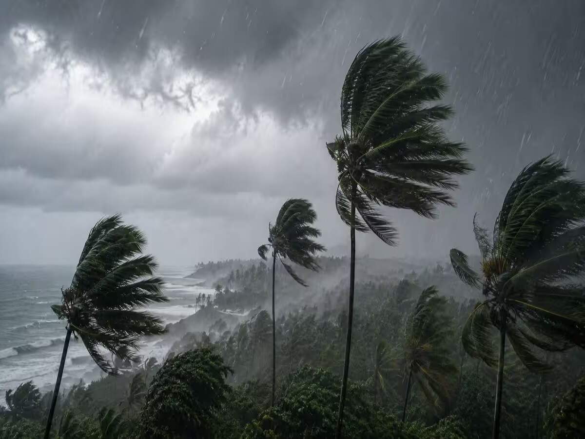 Weather Update: Heavy rain expected in these cities on Monday; strong winds accompanied by thunderstorms.