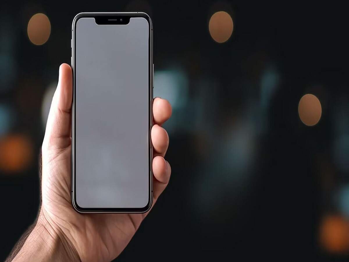 Phone Tips: Thieves won't be able to switch off your stolen phone—learn about this setting.