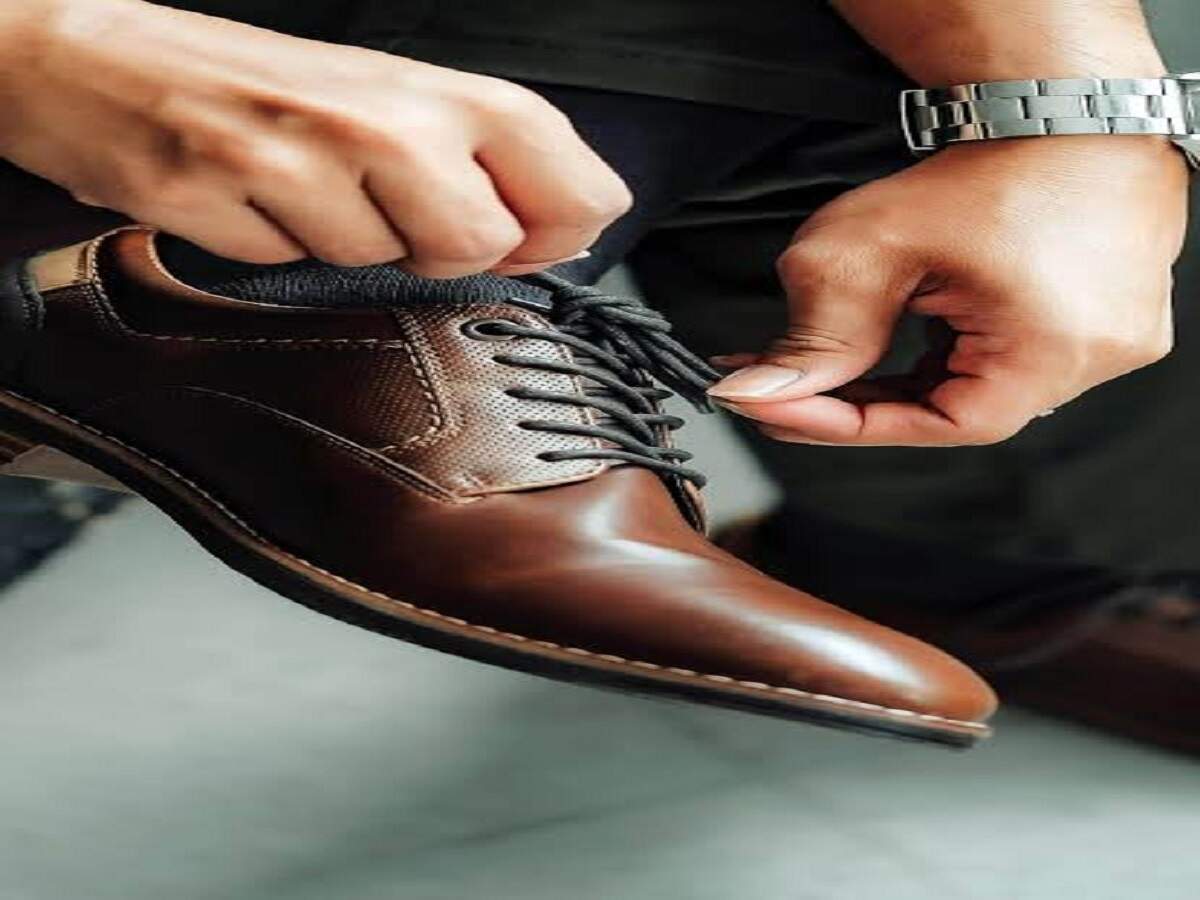 Monsoon Tips: Monsoon rains are ruining your expensive leather shoes—here’s how to protect them.