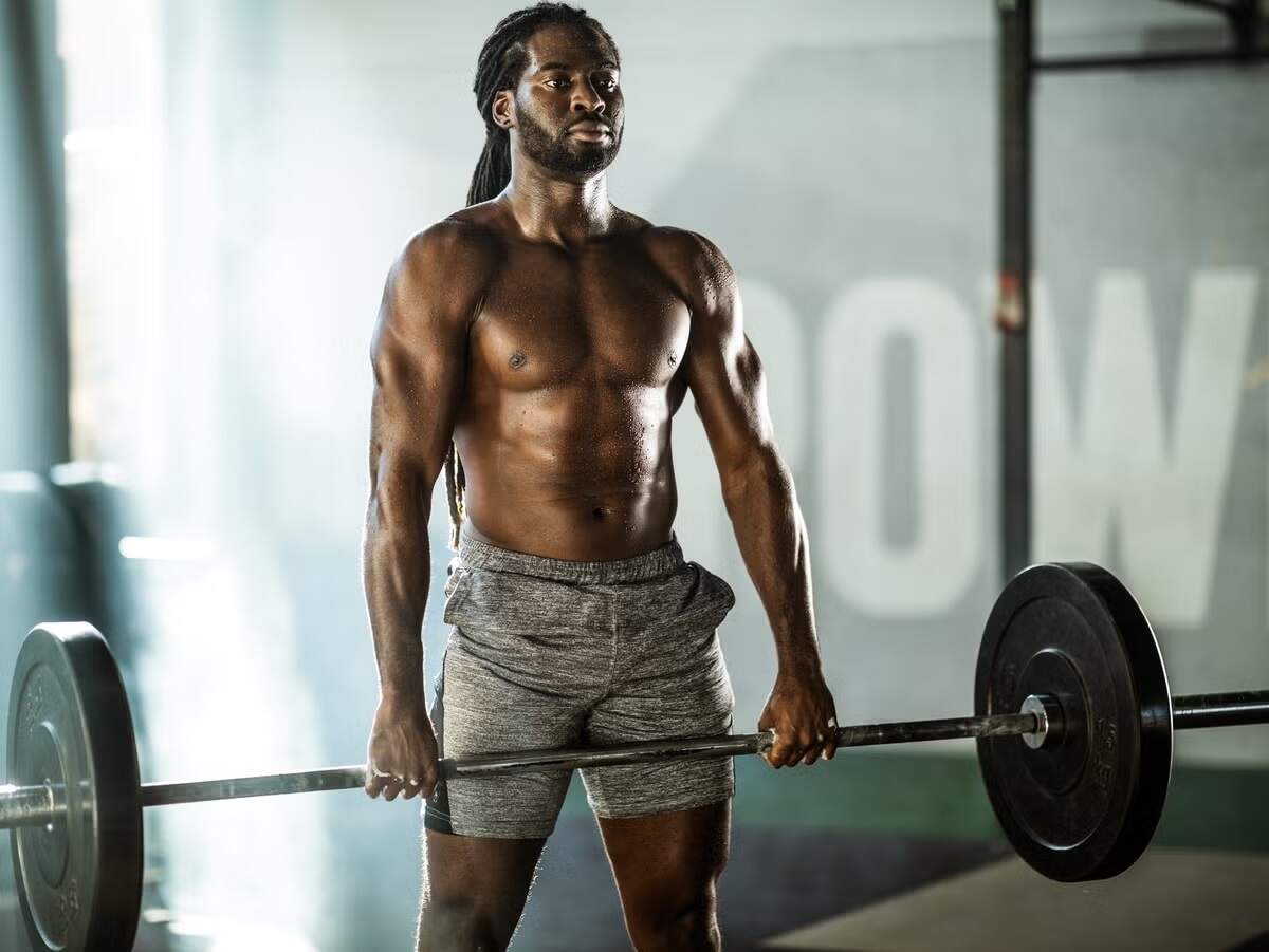 Muscle Building Tips: What builds muscle—heavy weights or light weights? Let’s find out the full details.