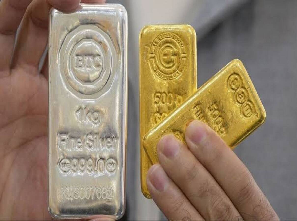 Gold and Silver Update: Gold surges and silver becomes dearer by ₹5,300; check today's rates.