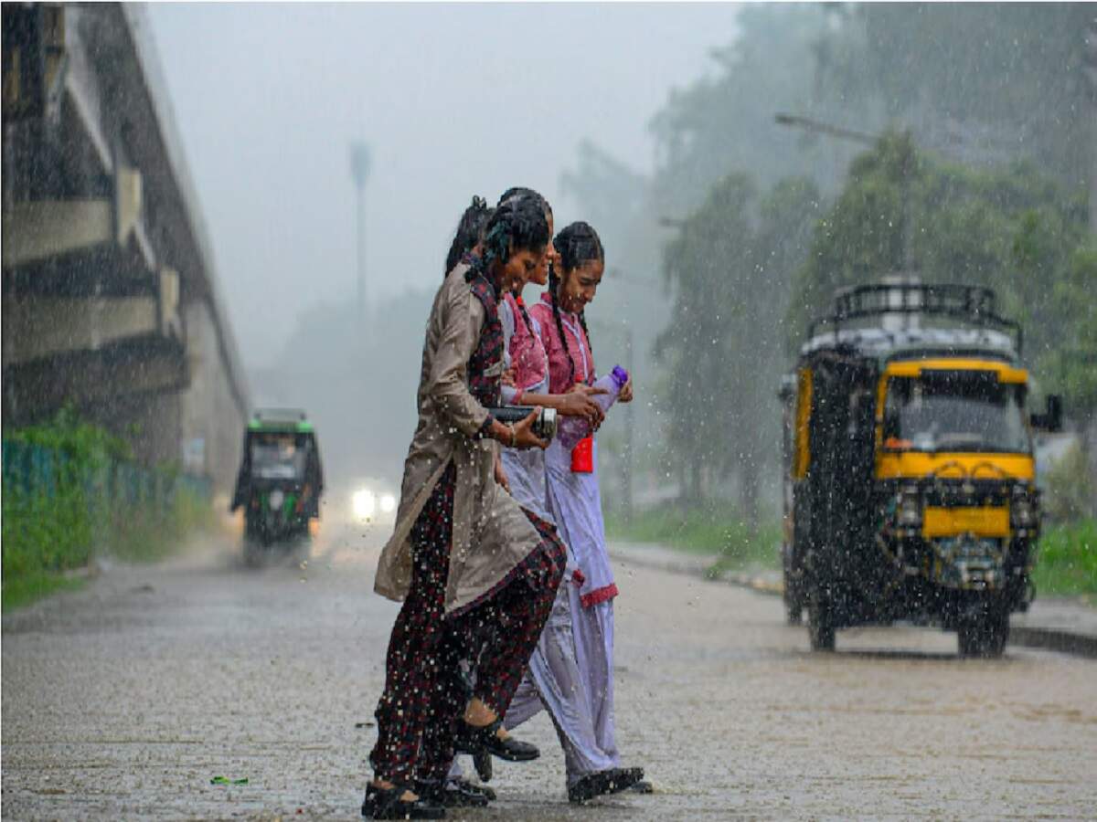 Weather Update: Schools in these states may remain closed today due to torrential rain; check the full update