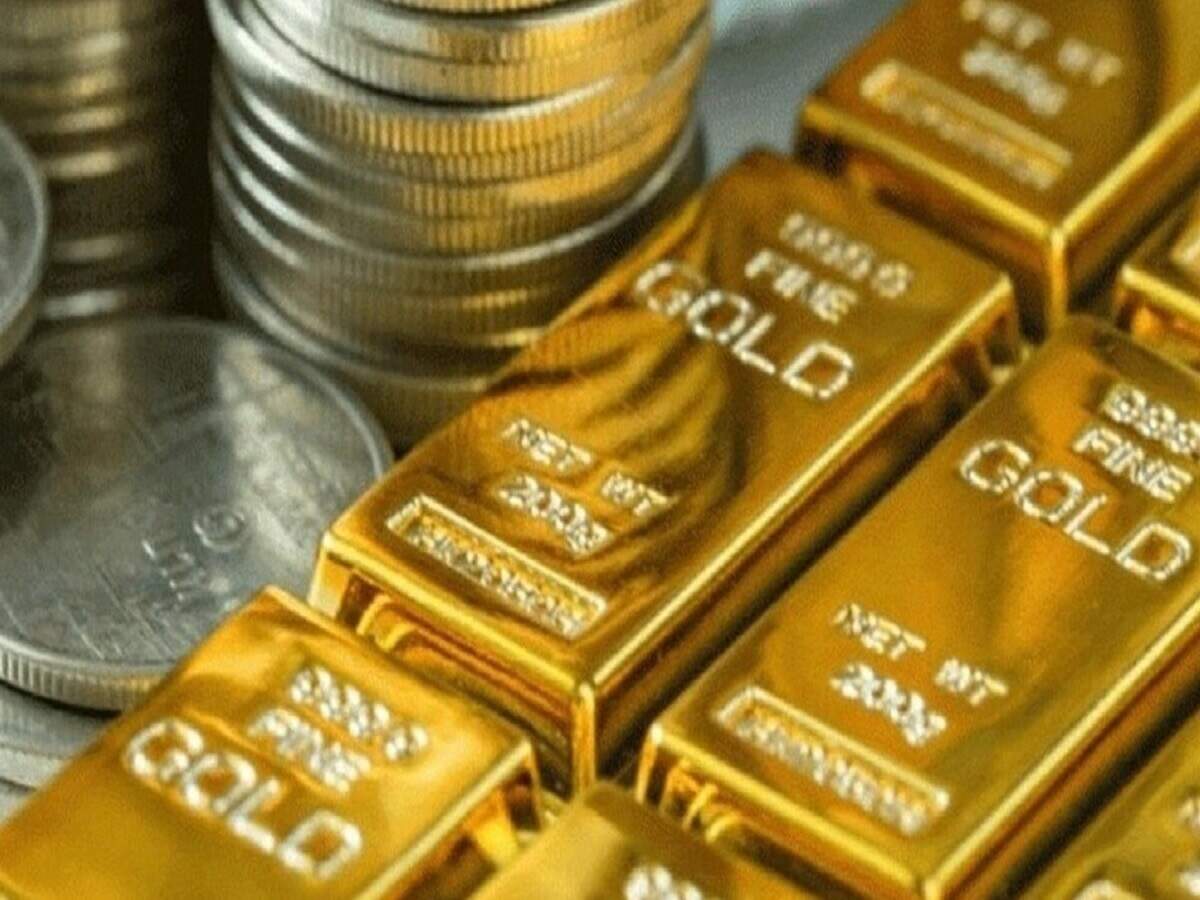 Gold and Silver Price – Gold gets cheaper; check the latest rates for gold and silver.