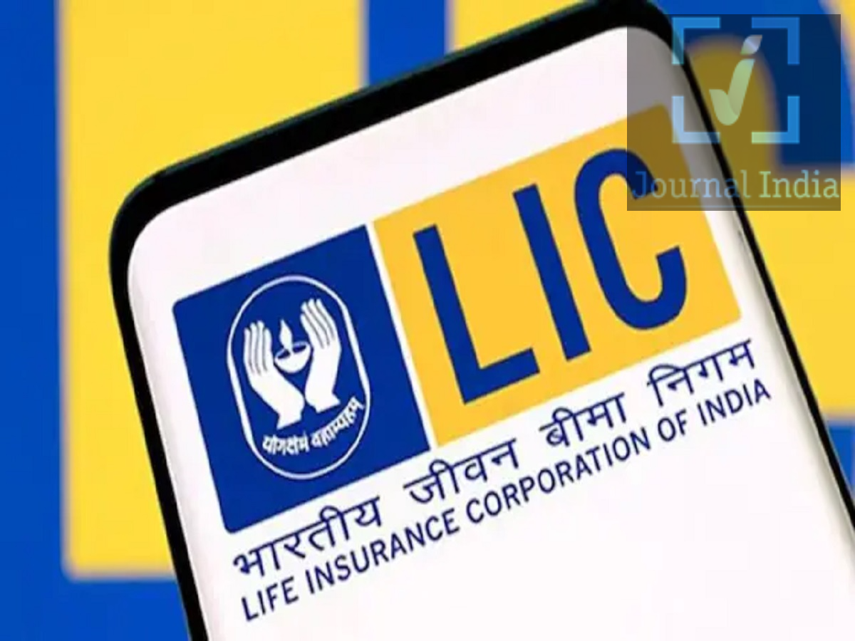 LIC Scheme- LIC लॉन्च करने जा रही है 3 नए पेंशन प्लान, जो कवर करेंगें कैंसर जैसी खतरनाक बीमारियां दोस्तो जैसा कि हम सब जानते हैं कि लाइफ इंश्योरेंस कॉरपोरेशन ऑफ़ इंडिया (LIC), भारत की सबसे बड़ी जीवन बीमा कंपनी हैं, जो लोगों के वित्तीय भविष्य को सुरक्षित करने में मदद करने के लिए कई तरह के बीमा और पेंशन प्रोडक्ट देती है। कंपनी ने तीन नई योजनाएं शुरू करने की घोषणा की है जो रिटायरमेंट प्लानिंग, हेल्थ इंश्योरेंस और कैंसर से सुरक्षा जैसी अलग-अलग वित्तीय ज़रूरतों को पूरा करने के लिए बनाई गई हैं, आइए जानते हैं पूरी डिटेल्स ये तीन योजनाएं हैं - न्यू जीवन धारा-II, LIC हेल्थ शील्ड और LIC न्यू कैंसर कवर। हर प्लान एक खास मकसद के लिए बनाया गया है, जो पॉलिसीधारकों को रिटायरमेंट के बाद की आय को मैनेज करने और मेडिकल खर्चों व गंभीर बीमारियों से खुद को आर्थिक रूप से सुरक्षित रखने के विकल्प देता है। LIC ने 12 अक्टूबर को इन तीन योजनाओं की घोषणा की। हालांकि, मूल जानकारी में बताई गई लॉन्च की तारीख 19 सितंबर है, जो घोषणा की तारीख से मेल नहीं खाती और इसकी पुष्टि LIC के आधिकारिक नोटिफिकेशन से की जानी चाहिए। LIC कौन सी तीन नई योजनाएं शुरू कर रही है? LIC की घोषित तीन योजनाएं वित्तीय सुरक्षा के अलग-अलग पहलुओं पर केंद्रित हैं: - न्यू जीवन धारा-II: एक डेफर्ड एन्युइटी प्लान (स्थगित वार्षिकी योजना) जिसे भविष्य में नियमित पेंशन आय प्रदान करने के लिए डिज़ाइन किया गया है। - LIC हेल्थ शील्ड: एक हेल्थ इंश्योरेंस प्लान जिसका उद्देश्य पात्र मेडिकल खर्चों के खिलाफ वित्तीय सुरक्षा प्रदान करना है। - LIC न्यू कैंसर कवर: कैंसर पर केंद्रित एक बीमा योजना जो पॉलिसी की अवधि के दौरान कैंसर का पता चलने पर वित्तीय लाभ प्रदान करती है। 1. LIC न्यू जीवन धारा-II: रिटायरमेंट के लिए पेंशन न्यू जीवन धारा-II एक डेफर्ड एन्युइटी प्लान है जिसे उन लोगों के लिए डिज़ाइन किया गया है जो अपने रिटायरमेंट के वर्षों के लिए नियमित आय का स्रोत बनाना चाहते हैं। इसकी मुख्य विशेषताएं इस प्रकार हैं: - नियमित पेंशन आय: इस प्लान को चुने गए डेफरमेंट पीरियड (स्थगन अवधि) के बाद एन्युइटी भुगतान प्रदान करने के लिए डिज़ाइन किया गया है। - गारंटीकृत एन्युइटी लाभ: पेंशन लाभ लागू पॉलिसी शर्तों और एन्युइटी विकल्प के अनुसार निर्धारित किए जाते हैं। - उम्र से संबंधित लाभ: एन्युइटी की राशि पॉलिसीधारक की उम्र और चुने गए विकल्पों के आधार पर अलग-अलग हो सकती है। - वित्तीय योजना: यह भविष्य में आय का स्रोत तैयार करके लोगों को रिटायरमेंट की तैयारी करने में मदद कर सकता है। - जीवन बीमा से संबंधित लाभ: कोई भी लागू लाभ पॉलिसी की शर्तों और चुने गए विकल्प पर निर्भर करेगा। प्लान खरीदने से पहले, ग्राहकों को प्रीमियम की ज़रूरतों, डेफरमेंट पीरियड, एन्युइटी विकल्पों और लागू शर्तों की समीक्षा करनी चाहिए।  2. LIC हेल्थ शील्ड: हेल्थ इंश्योरेंस प्रोटेक्शन LIC हेल्थ शील्ड एक हेल्थ इंश्योरेंस प्लान है, जिसे लोगों को हेल्थकेयर से जुड़े ज़रूरी खर्चों को मैनेज करने और इलाज के आर्थिक बोझ को कम करने में मदद करने के लिए बनाया गया है। ध्यान देने वाली ज़रूरी बातें: - हेल्थ से जुड़ी आर्थिक सुरक्षा: इस प्लान का मकसद कवर की गई मेडिकल ज़रूरतों के लिए इंश्योरेंस का फ़ायदा देना है। - व्यक्तिगत कवरेज: यह पॉलिसी व्यक्तिगत ग्राहकों के लिए बनाई गई है, जो इसकी पात्रता शर्तों के अधीन है। - पॉलिसी के आधार पर फ़ायदे: कवरेज की रकम, किन चीज़ों को शामिल नहीं किया गया है (exclusions), वेटिंग पीरियड और क्लेम की शर्तें पॉलिसी के आधिकारिक दस्तावेज़ों पर निर्भर करेंगी। - मेडिकल खर्च की प्लानिंग: हेल्थ इंश्योरेंस पॉलिसीहोल्डर्स को इलाज के ज़रूरी खर्चों के लिए आर्थिक रूप से तैयार होने में मदद कर सकता है। ग्राहकों को यह तय करने से पहले कि क्या यह प्लान उनकी हेल्थकेयर ज़रूरतों को पूरा करता है, कवरेज की सीमा, किन चीज़ों को शामिल नहीं किया गया है और क्लेम की प्रक्रियाओं को ध्यान से देखना चाहिए। 3. LIC न्यू कैंसर कवर: कैंसर के ख़िलाफ़ आर्थिक मदद LIC न्यू कैंसर कवर को पॉलिसी की अवधि के दौरान पता चलने वाली कैंसर से जुड़ी खास स्थितियों के ख़िलाफ़ आर्थिक सुरक्षा देने के लिए बनाया गया है। कैंसर के इलाज में काफ़ी खर्च हो सकता है, जिसमें अस्पताल में भर्ती होना, दवाएँ, डायग्नोस्टिक टेस्ट और फ़ॉलो-अप देखभाल शामिल हैं। कैंसर के लिए खास तौर पर बनी इंश्योरेंस पॉलिसी मरीज़ों और उनके परिवारों पर आर्थिक दबाव कम करने में मदद कर सकती है, जो मिलने वाले फ़ायदों पर निर्भर करता है। दी गई जानकारी में बताई गई स्थितियों में ये शामिल हैं: - कार्सिनोमा इन सीटू (Carcinoma in situ) - प्रोस्टेट कैंसर - थायरॉयड कैंसर - ब्लैडर कैंसर - क्रोनिक लिम्फोसाइटिक ल्यूकेमिया (CLL) - सर्वाइकल इंट्राएपिथेलियल नियोप्लासिया (CIN) यह पॉलिसी अपनी शर्तों के आधार पर, बीमारी का पता चलने के खास चरणों में कवर की गई स्थितियों के लिए फ़ायदे दे सकती है। फ़ायदे की सही रकम, पात्रता के नियम, वेटिंग पीरियड और किन चीज़ों को शामिल नहीं किया गया है, इसकी पुष्टि LIC के आधिकारिक पॉलिसी ब्रोशर से की जानी चाहिए।