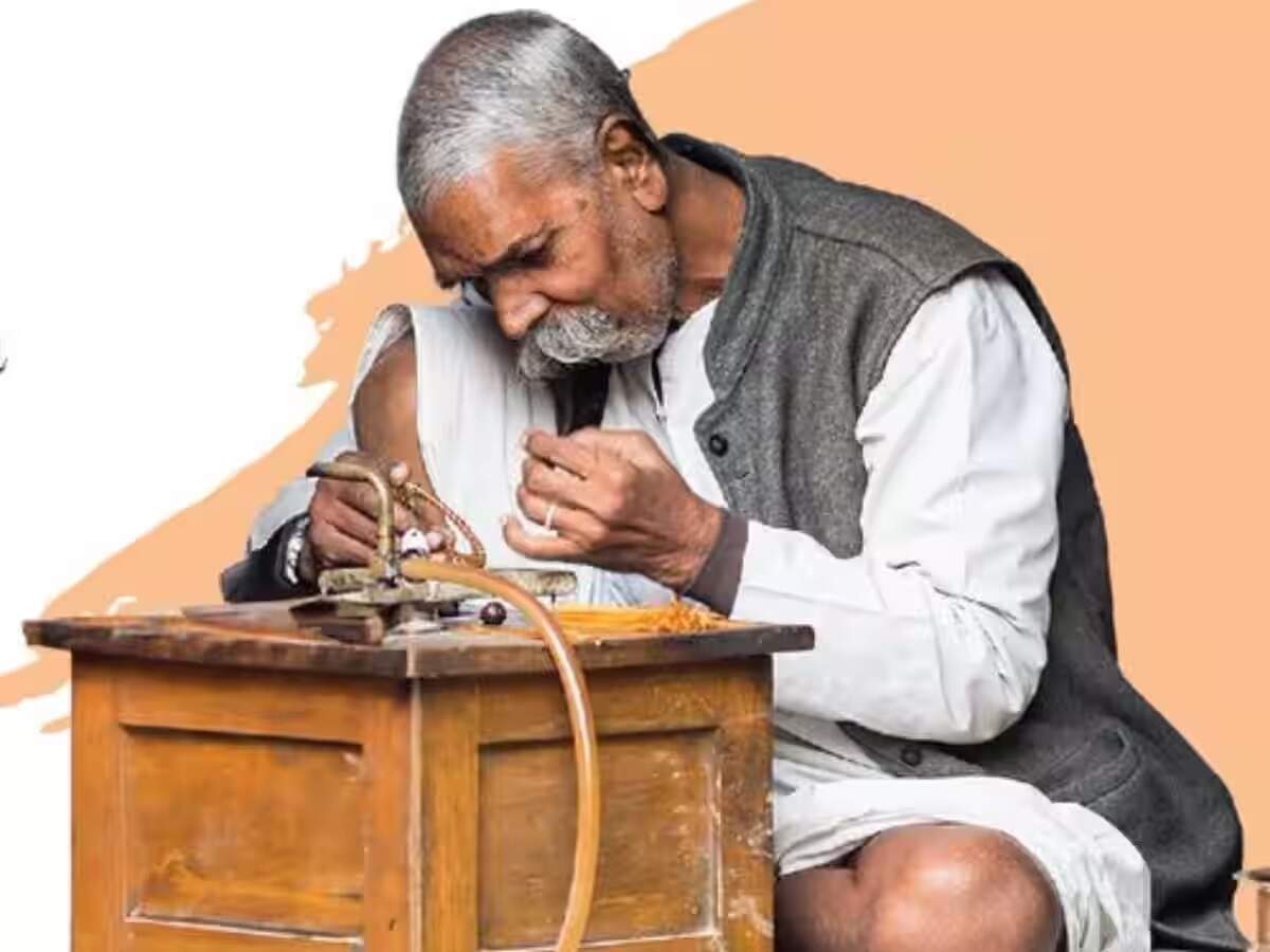 PMVKY – Who can avail the benefits of the PM Vishwakarma Yojana? Let’s find out who is eligible.