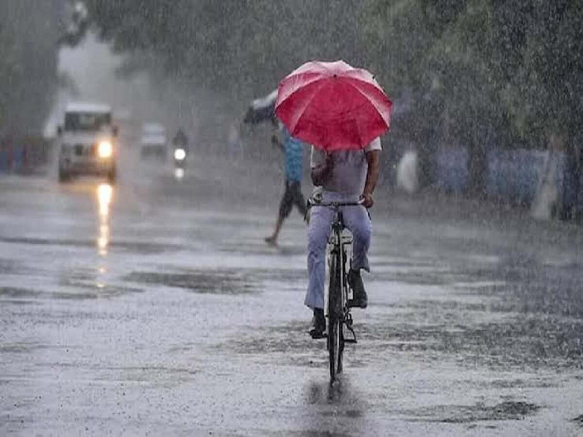 Weather Update: Meteorological Department issues alert; torrential rain and storms expected in 14 states within 7 hours.