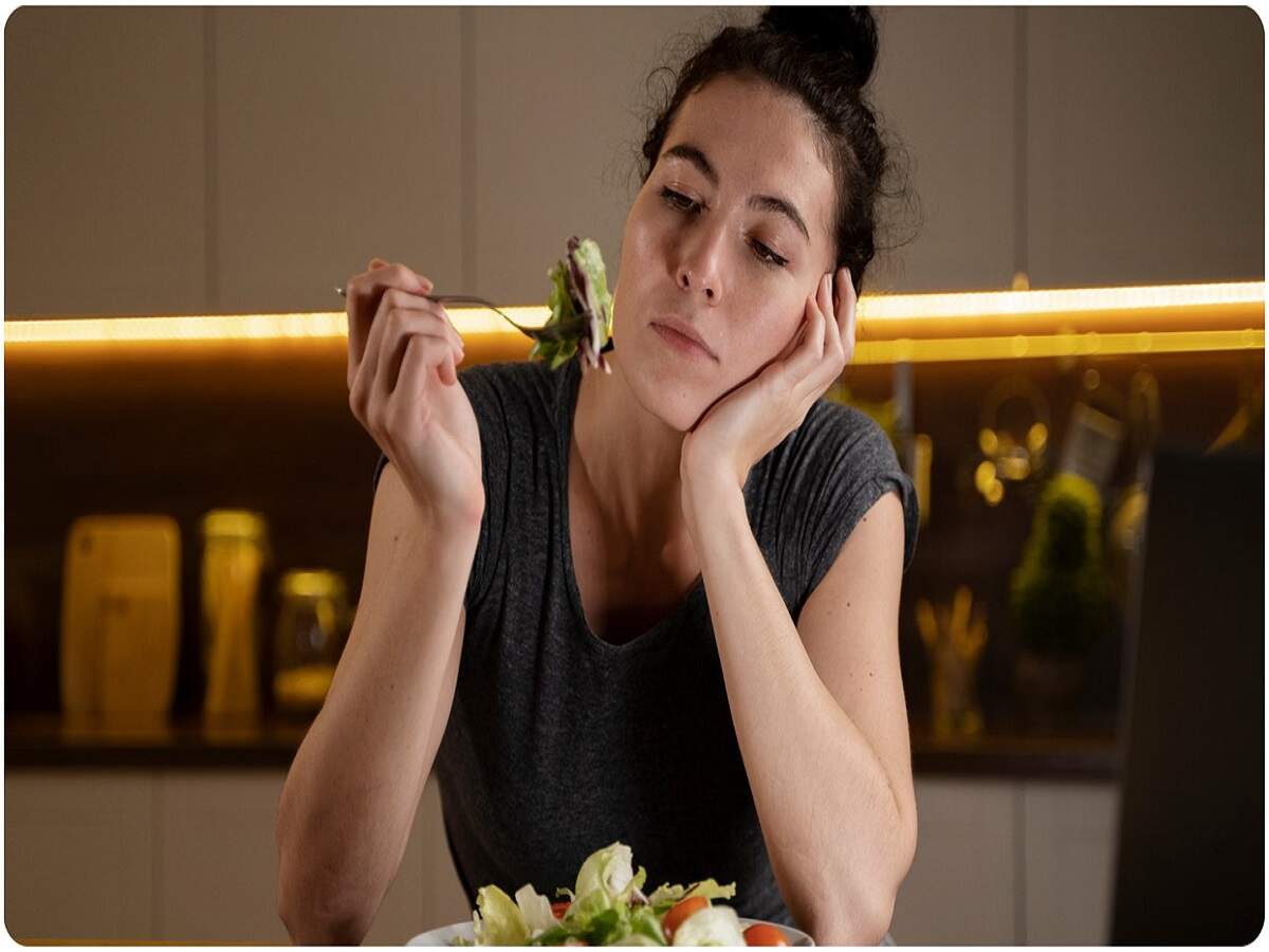 Health Tips: Never do these things after a meal—they have a negative impact on your health.