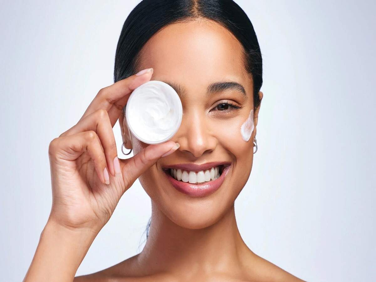 Skincare Tips: Here’s how to take care of your skin during the rainy season—discover some easy tips.