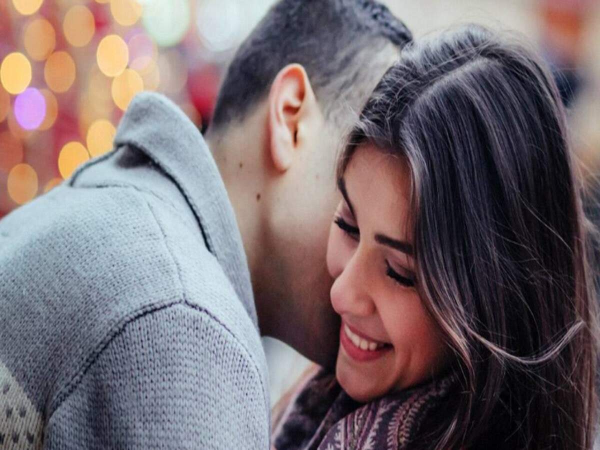 Relationship Tips: पहली डेट पर न दे इन चीजों की सफाई, होता हैं बुरा असर