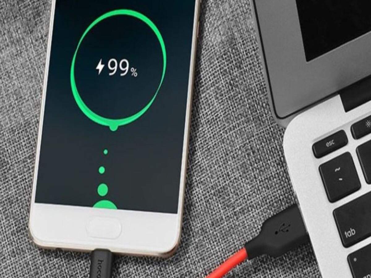 Mobile Battery- Do phones keep charging even after charging 100 percent, know its bad effects