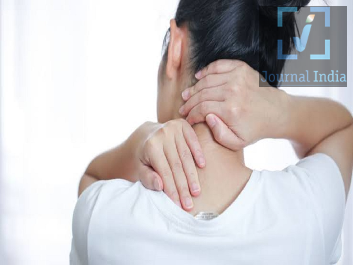 Health Tips: Do you have a habit of cracking your neck? Find out how dangerous it is for your health.
