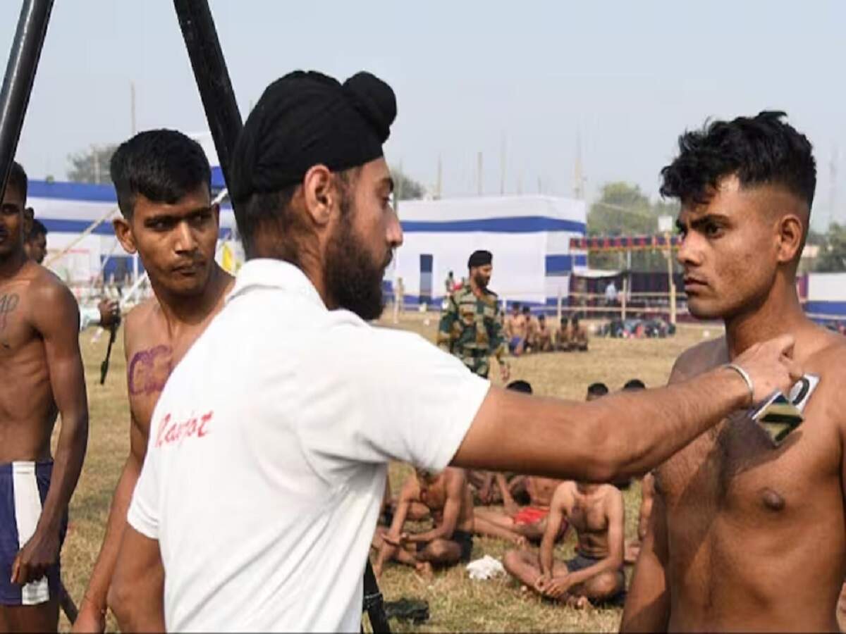 UP Police Recruitment 2026: UP to recruit for 81,000 posts ranging from Constable to SI; check full details.