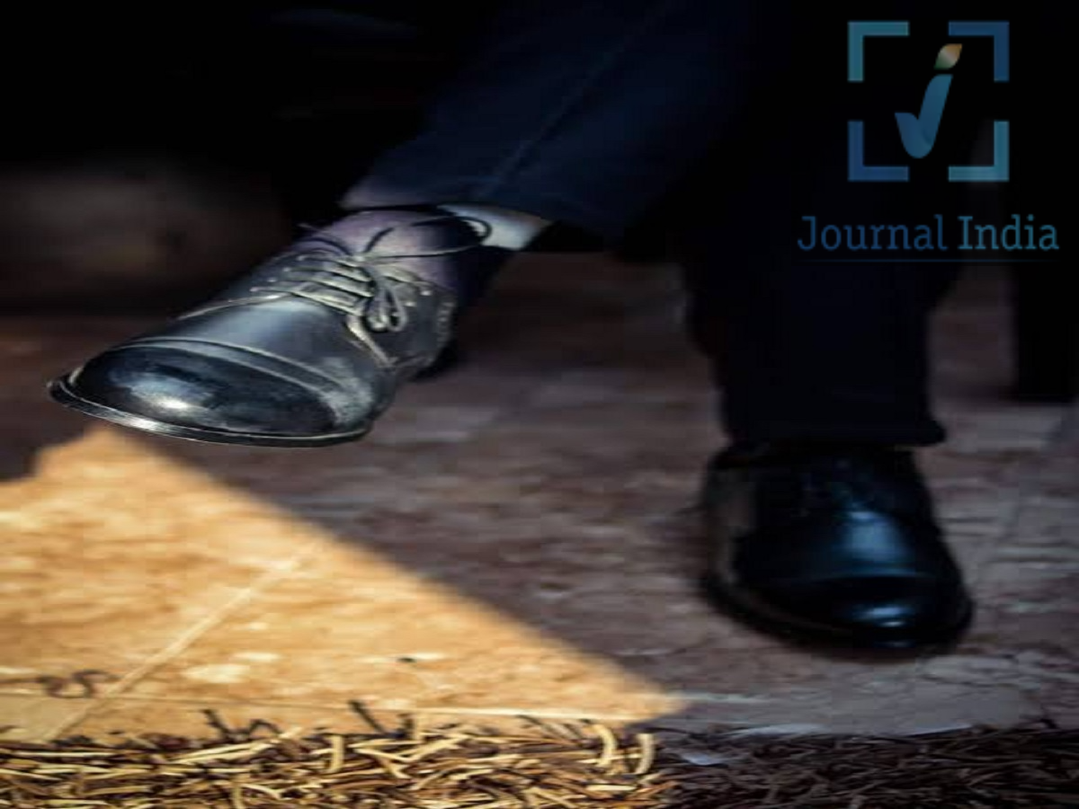 Monsoon Tips: Monsoon rains are ruining your expensive leather shoes&mdash;here&rsquo;s how to protect them.
