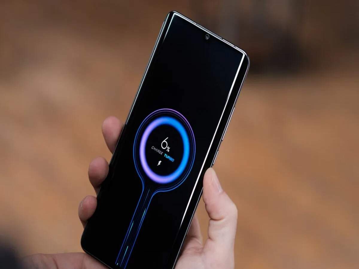 Smartphone Battery Tips: Why does the battery keep draining even after the phone is turned off? Find out the reason.