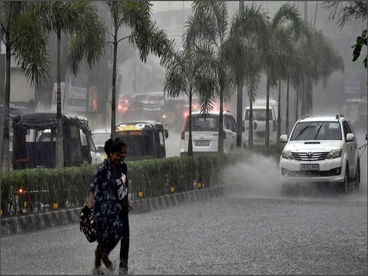 Weather Update: Heavy rain warning for these cities, winds at 80 km/h; IMD update.