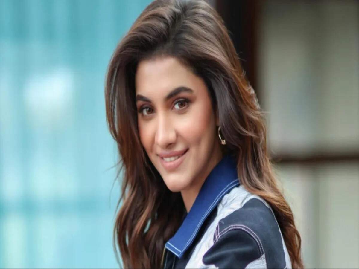 Entertainment News – A Bengali actress will play the female lead in Akshay Kumar's upcoming film; find out who she is.