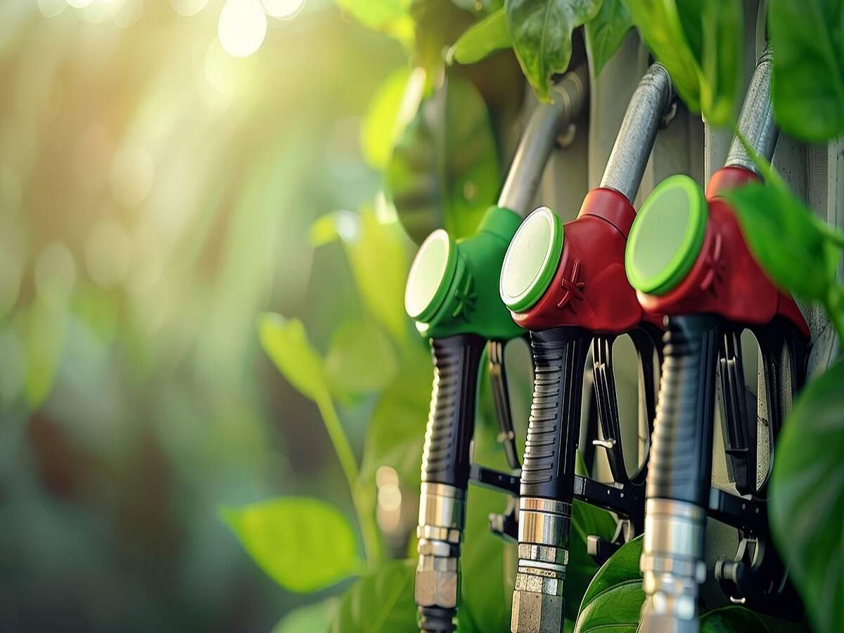 Bike Mileage – Filling the fuel tank to the brim reduces mileage; find out the full details.