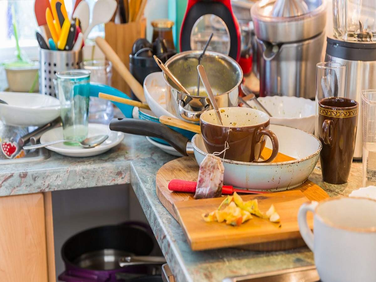Vastu Tips: Never keep these items in the kitchen, as they can lead to financial trouble; learn the rules here.