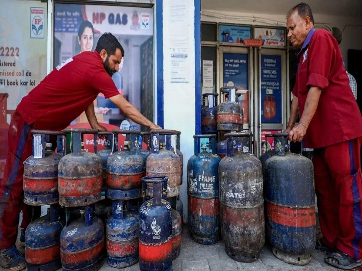 LPG Cylinder Price- किस गैस सिलिंडर का बढ़ा हैं भाव, घरेलू या कमर्शियल