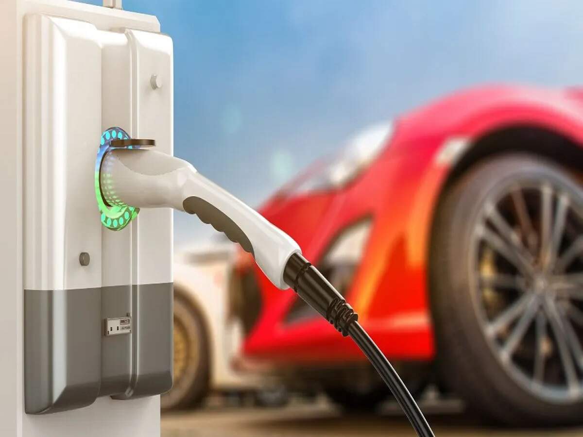 Electric Car Tips- क्या आपकी इलेक्ट्रिक कार बार बार डिस्चार्ज हो रही हैं, जानिए ऐसा होने का कारण