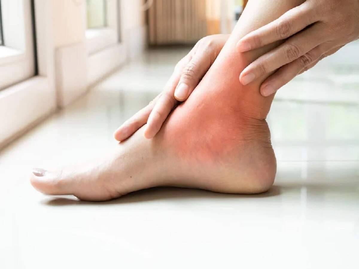 Health Tips: These symptoms appear in the feet when you have diabetes—take special care.