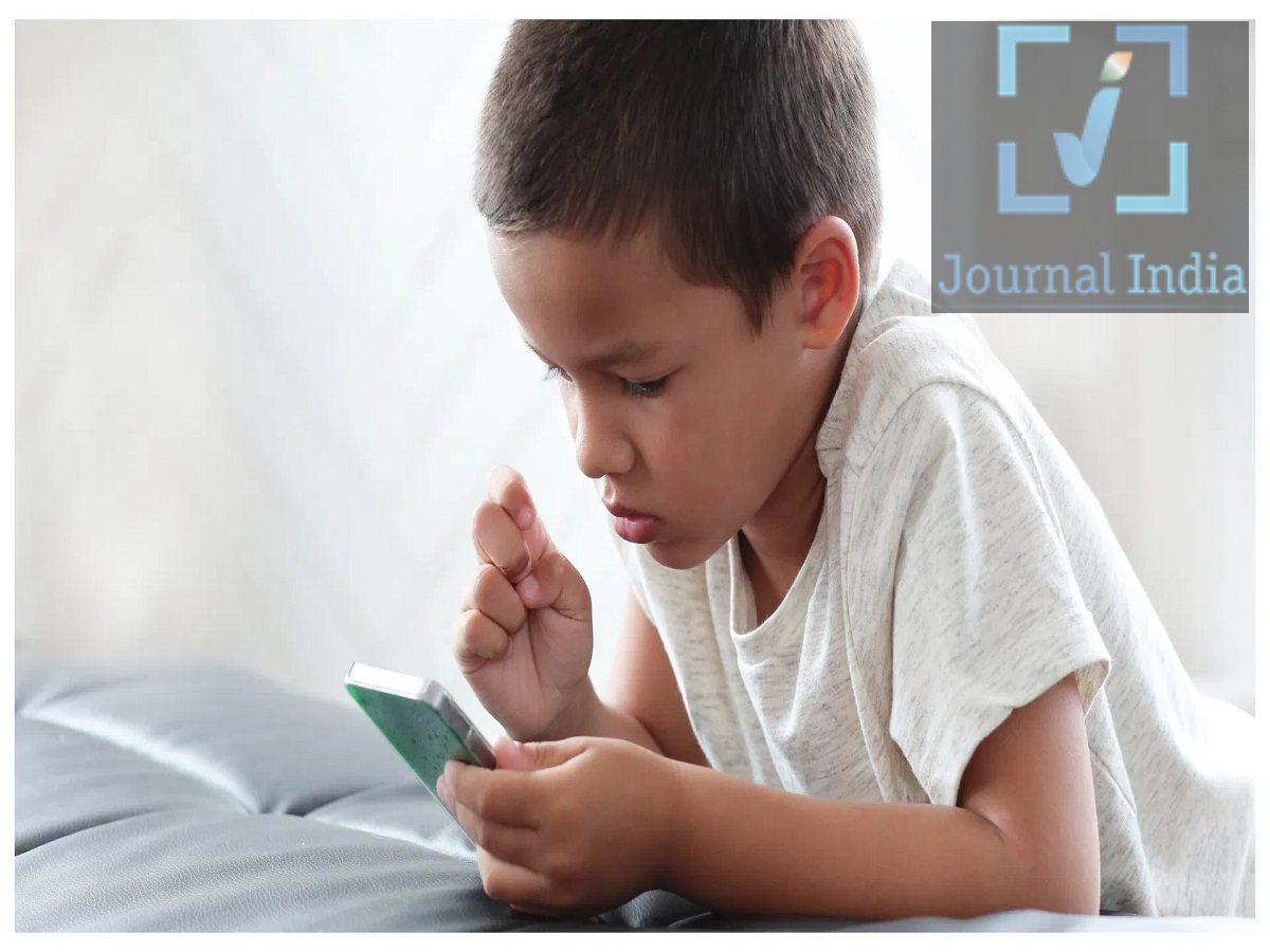 Child Care Tips: At what age should children be given a phone? Let's find out.