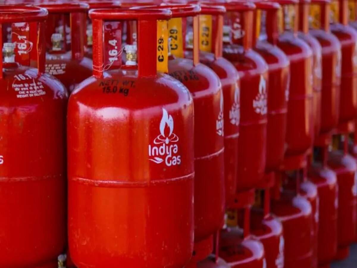 LPG Cylinder: Which cylinder is more beneficial for you to buy—5 kg or 14.2 kg?
