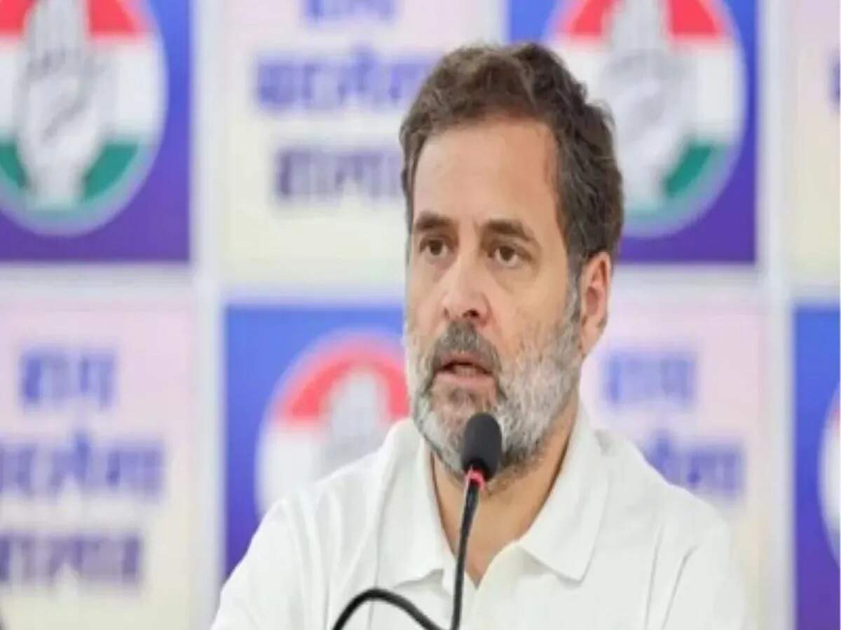Politics News – Accident during preparations for Rahul Gandhi's event in Dehradun; Amar Mehta dies.
