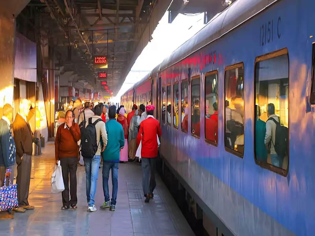 Train Ticket Booking: If you are unable to get train tickets to go home for Rakhi, try these easy tricks.