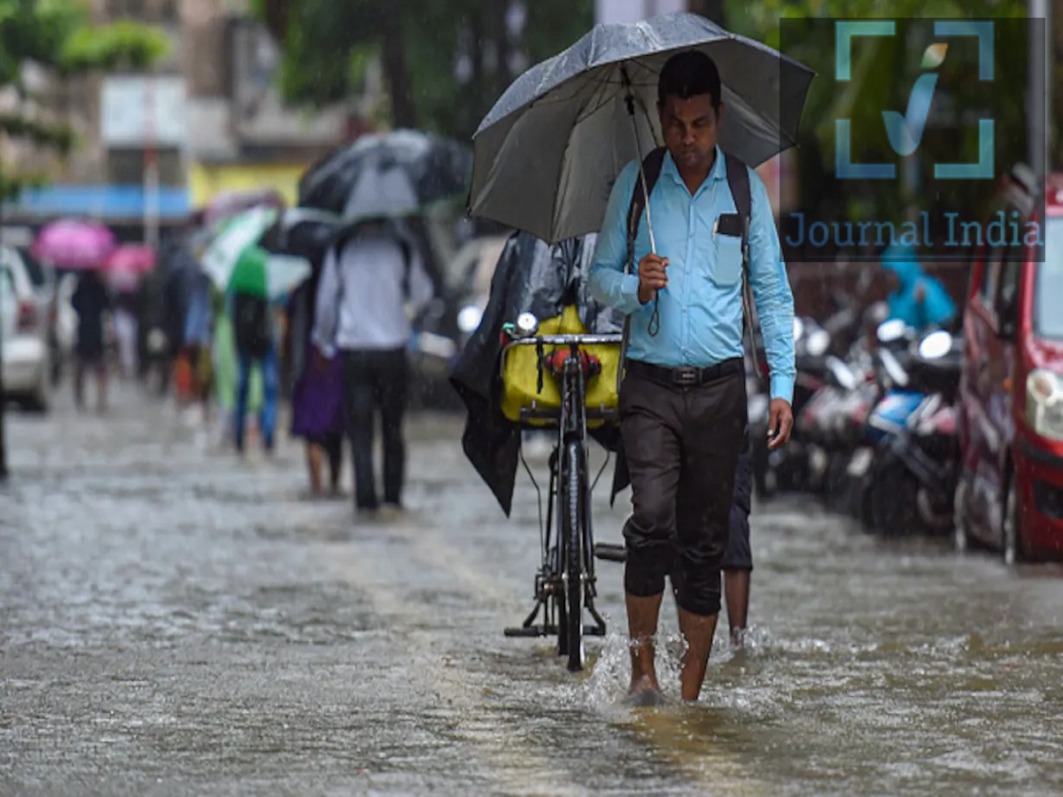 Weather Update- मौसम विभाग ने दी चेतावनी, 22 राज्यों में मूसलाधार बारिश का अलर्ट दोस्तो भारत में मानसून तो खत्म हो गया हैं, लेकिन अभी भी देश के कई राज्यों में भारी बारिश, आंधी-तूफान और तेज़ हवाओं की चेतावनी दी गई है। कुछ इलाकों में हवा की रफ़्तार 75 किमी प्रति घंटे तक पहुँच सकती है, जिससे नुकसान और परेशानी की आशंका है। मौसम विभाग ने पहाड़ी इलाकों में भूस्खलन की चेतावनी भी दी है और प्रभावित तटीय इलाकों के मछुआरों को खराब मौसम में समुद्र में न जाने की सलाह दी है। मानसून की वापसी की रेखा असम में धुबरी, पश्चिम बंगाल में कोलकाता, ओडिशा में अंगुल, तेलंगाना में खम्मम और कर्नाटक में होन्नावर से होकर गुज़र रही है। मौसम क्यों बदल रहा है? IMD के अनुसार, देश भर में अस्थिर मौसम के लिए कई वायुमंडलीय सिस्टम ज़िम्मेदार हैं। इनमें शामिल हैं: - वेस्टर्न डिस्टर्बेंस (पश्चिमी विक्षोभ): निचले वायुमंडल में जम्मू के ऊपर वेस्टर्न डिस्टर्बेंस से जुड़ा एक चक्रवाती परिसंचरण (साइक्लोनिक सर्कुलेशन) मौजूद है। - हरियाणा के ऊपर चक्रवाती परिसंचरण: एक और परिसंचरण उत्तरी हरियाणा और उसके आस-पास के इलाकों को प्रभावित कर रहा है। - बंगाल की खाड़ी के ऊपर ट्रफ: एक ट्रफ उत्तर-पश्चिम बंगाल की खाड़ी की ओर फैली हुई है, जो बारिश की गतिविधि को प्रभावित कर रही है। - राजस्थान के ऊपर परिसंचरण: मध्य राजस्थान के दक्षिणी हिस्से के ऊपर ऊपरी हवा का चक्रवाती परिसंचरण मौजूद है। इन मौसम प्रणालियों के मिले-जुले असर के कारण कई राज्यों में बारिश, आंधी-तूफान और तेज़ हवाओं की चेतावनी जारी की गई है। 22 राज्यों के लिए भारी बारिश का अलर्ट दिल्ली, उत्तर प्रदेश, जम्मू-कश्मीर, हिमाचल प्रदेश, राजस्थान, बिहार, मध्य प्रदेश, छत्तीसगढ़, झारखंड, ओडिशा, पश्चिम बंगाल, पंजाब, हरियाणा, उत्तराखंड, महाराष्ट्र, गुजरात, तमिलनाडु, कर्नाटक, तेलंगाना, केरल, असम और अरुणाचल प्रदेश। मौसम की स्थिति एक क्षेत्र से दूसरे क्षेत्र में अलग-अलग हो सकती है; कुछ इलाकों में भारी बारिश और आंधी-तूफान की संभावना है, जबकि अन्य इलाकों में तेज़ हवाएं और कहीं-कहीं बारिश हो सकती है। 15 अक्टूबर के लिए दिल्ली का मौसम पूर्वानुमान रिपोर्ट में दिए गए पूर्वानुमान के अनुसार, 15 अक्टूबर को दिल्ली में बारिश के साथ आंधी-तूफान की संभावना है। - बारिश का अलर्ट: भारी बारिश और आंधी-तूफान की संभावना है। - हवा की गति: हवाएं 30&ndash;40 किमी/घंटा की रफ्तार से चल सकती हैं, और झोंके 50 किमी/घंटा तक पहुंच सकते हैं। - अधिकतम तापमान: लगभग 26&deg;C। - न्यूनतम तापमान: लगभग 21&deg;C। बारिश से तापमान में काफी गिरावट आ सकती है, जिससे गर्मी से राहत मिलेगी। 15 अक्टूबर के लिए उत्तर प्रदेश का मौसम पूर्वानुमान उत्तर प्रदेश के कई जिलों में बारिश और आंधी-तूफान की संभावना जताई गई है। इनमें मेरठ, अलीगढ़, बिजनौर, जौनपुर, मऊ, देवरिया, बहराइच, मथुरा, गाजियाबाद और कानपुर शामिल हैं। प्रभावित इलाकों में तेज हवाएं 75 किमी/घंटा तक की रफ्तार से चल सकती हैं, जिससे सामान्य कामकाज में बाधा आ सकती है। लखनऊ में अधिकतम तापमान लगभग 32&deg;C रहने की उम्मीद है, जबकि न्यूनतम तापमान 22&deg;C के आसपास रह सकता है। लोगों को स्थानीय मौसम की चेतावनियों पर ध्यान देना चाहिए और आंधी-तूफान के दौरान सावधानी बरतनी चाहिए। 15 अक्टूबर के लिए राजस्थान का मौसम पूर्वानुमान राजस्थान में भी मौसम खराब रह सकता है; कई जिलों में आंधी-तूफान, बारिश और तेज हवाओं का अलर्ट जारी किया गया है। रिपोर्ट में बताए गए जिलों में बीकानेर, पाली, सीकर, टोंक, झुंझुनूं, अलवर, श्रीगंगानगर, हनुमानगढ़ और कोटा शामिल हैं। पूर्वी राजस्थान में तेज हवाएं चल सकती हैं, जिनकी गति 30&ndash;40 किमी/घंटा तक पहुंचने की उम्मीद है। जयपुर में अधिकतम तापमान लगभग 33&deg;C रहने का अनुमान है, जबकि न्यूनतम तापमान लगभग 22&deg;C हो सकता है। बाहर यात्रा करने वाले लोगों को आंधी-तूफान के दौरान सावधान रहना चाहिए और तेज हवाओं के समय पेड़ों, बिजली के खंभों या अस्थायी ढांचों के पास खड़े होने से बचना चाहिए। IMD की सलाह: लोगों को क्या करना चाहिए? - IMD के आधिकारिक मौसम अपडेट और जिला-स्तरीय अलर्ट पर नज़र रखें। - आंधी-तूफान के दौरान खुली जगहों से बचें और किसी सुरक्षित इमारत में शरण लें। - तेज हवाओं के दौरान पेड़ों, बिजली के खंभों और कमजोर ढांचों से दूर रहें। - भूस्खलन (लैंडस्लाइड) की आशंका वाले पहाड़ी इलाकों में रहने वाले लोगों को स्थानीय प्रशासन की सलाह माननी चाहिए। - मछुआरों को आधिकारिक चेतावनियों का पालन करना चाहिए और प्रभावित तटीय इलाकों में समुद्र में जाने से बचना चाहिए। - घरों और बालकनियों के आस-पास मौजूद ढीली चीज़ों को सुरक्षित कर लें, क्योंकि तेज़ हवाओं से वे उड़ सकती हैं।