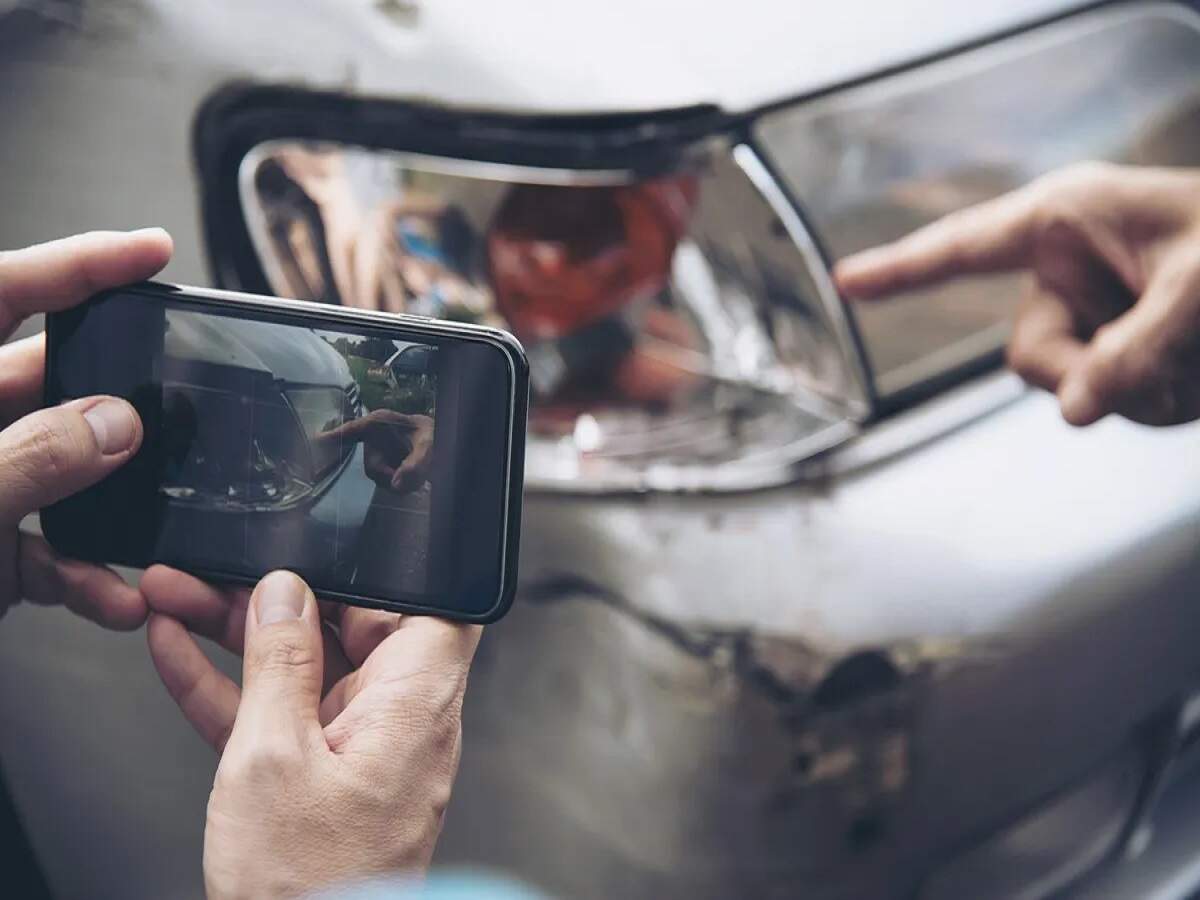Car Insurance – Avoid these mistakes when filing an insurance claim after a car accident.