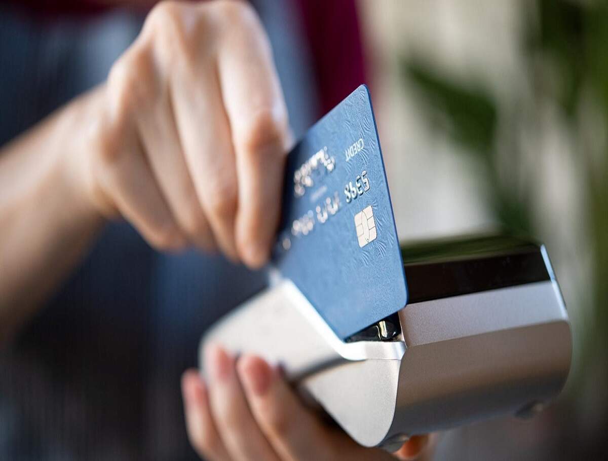 Credit Card Update: Do you pay rent using a credit card? Know the pros and cons.