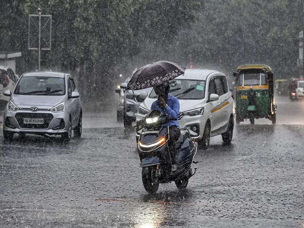 Weather Update: Meteorological Department issues warning; possibility of torrential rain in 16 states within 13 hours.