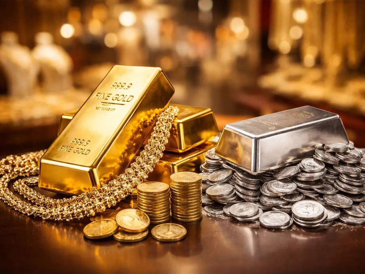 Gold and Silver Prices Today: Gold prices have risen again; here is the current rate for 10 grams of gold.
