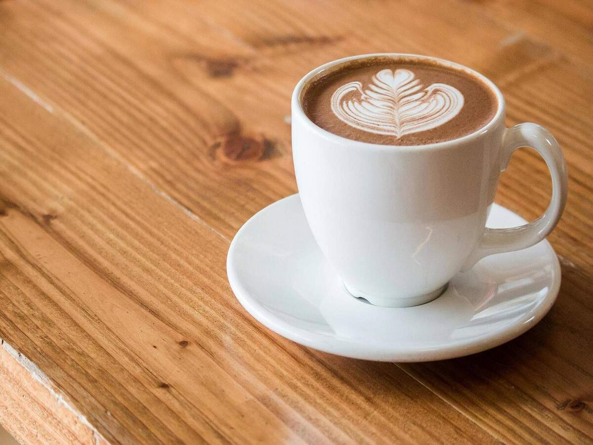 Health Tips – How much coffee should a person drink in a day? Let’s find out the full details.