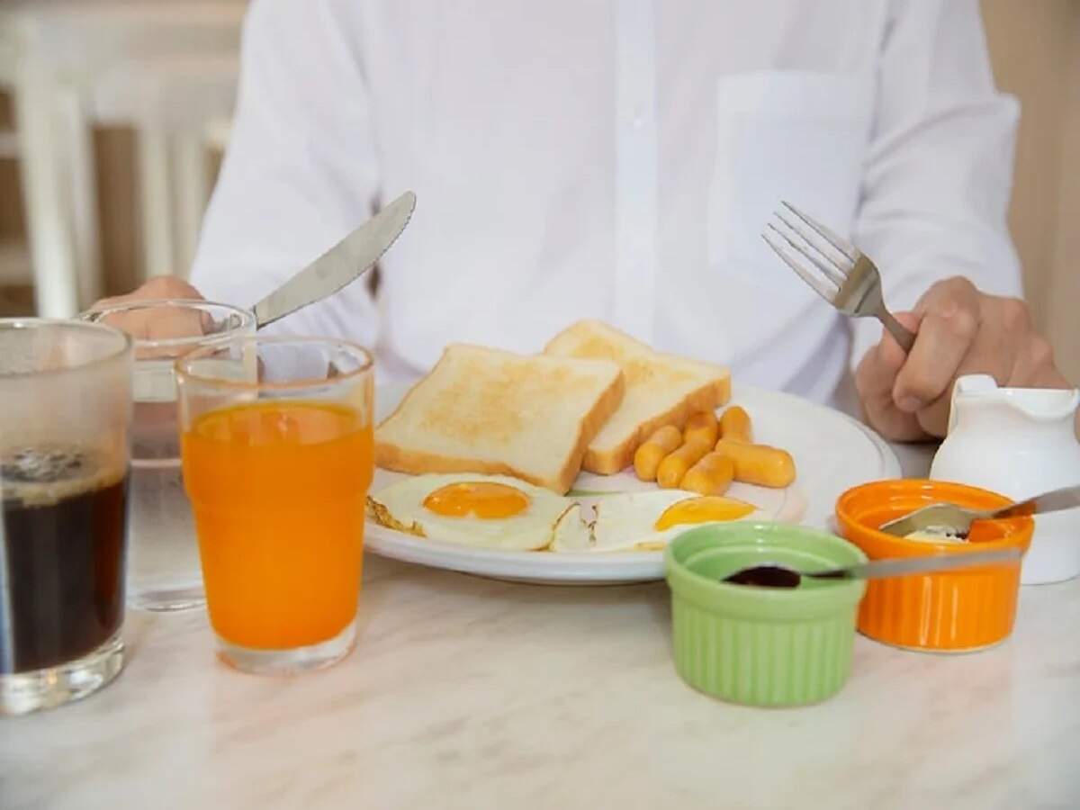 Health Tips: Avoid consuming these foods for breakfast at all costs; they rapidly increase bad cholesterol levels.