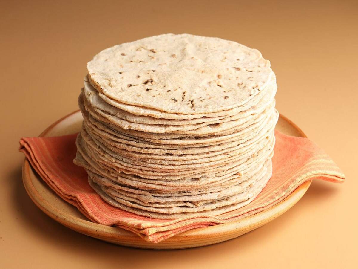 Vastu Tips: Do you also eat stale rotis? Find out what Vastu has to say about this.
