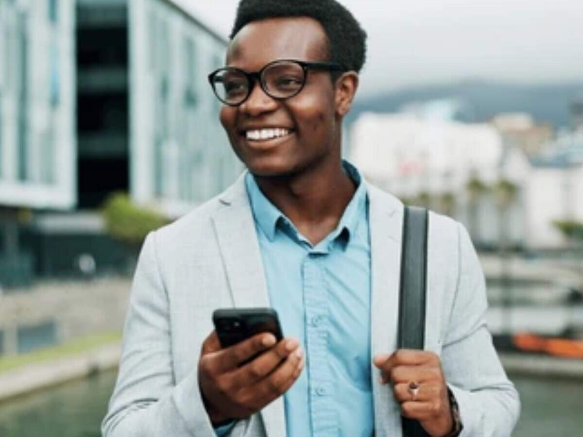 Tips for Phone Usage: People in these countries use their phones the most—get the full details.