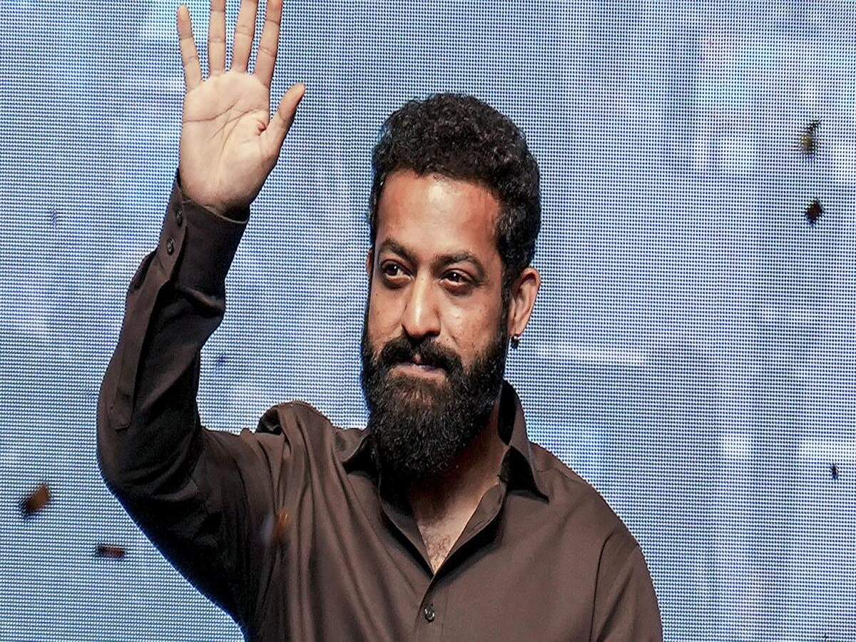 Entertainment News – Two South superstars are making two films based on the same deity; the first look of a South superstar has been revealed.