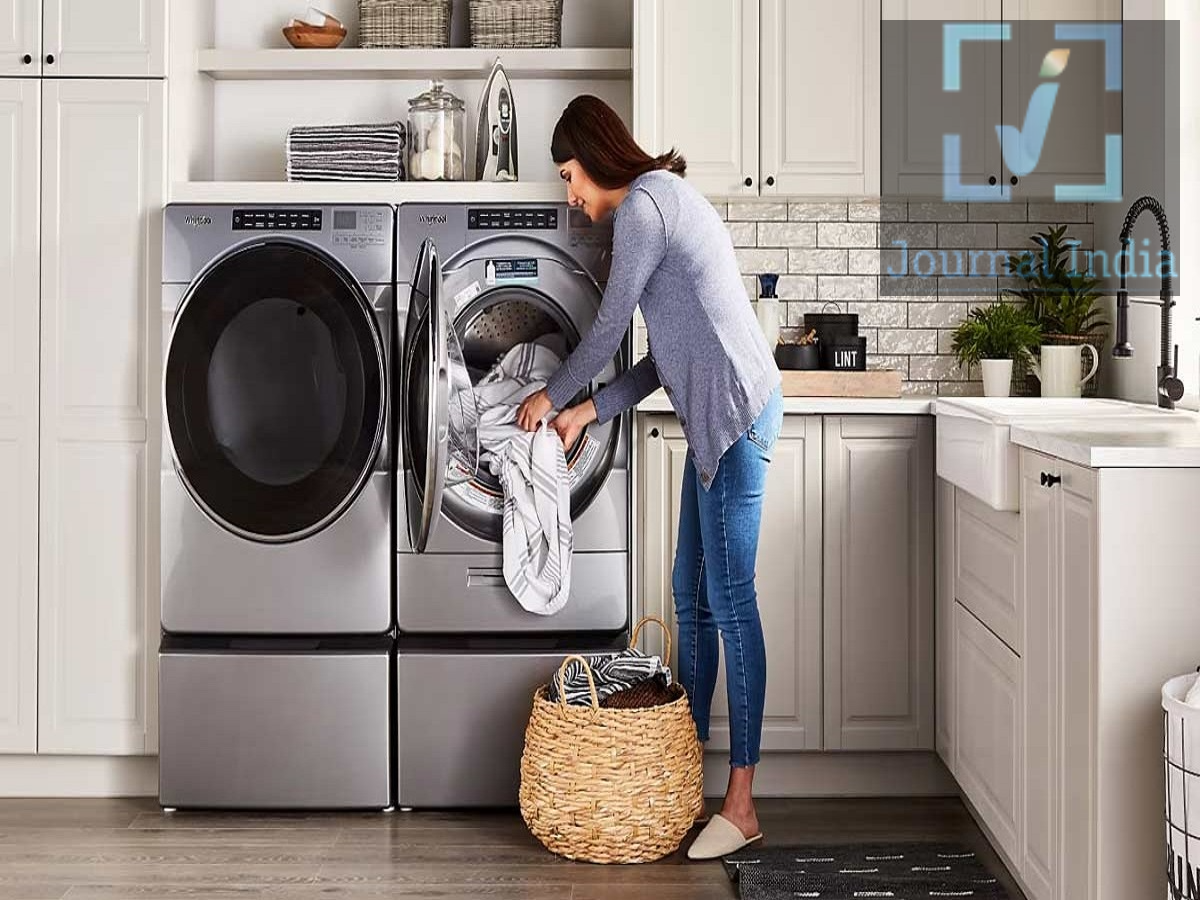 Vastu Tips: Why is washing clothes at night considered wrong? Learn the associated Vastu rules.