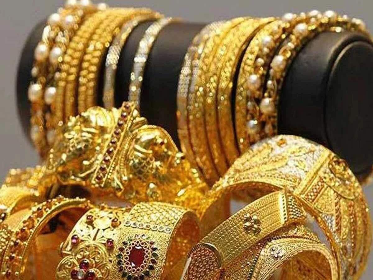 Gold and Silver Prices – Check today's gold and silver rates in your city here.